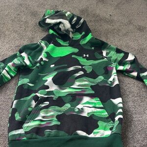 Under Armour Black and Green Camouflage Hoodie